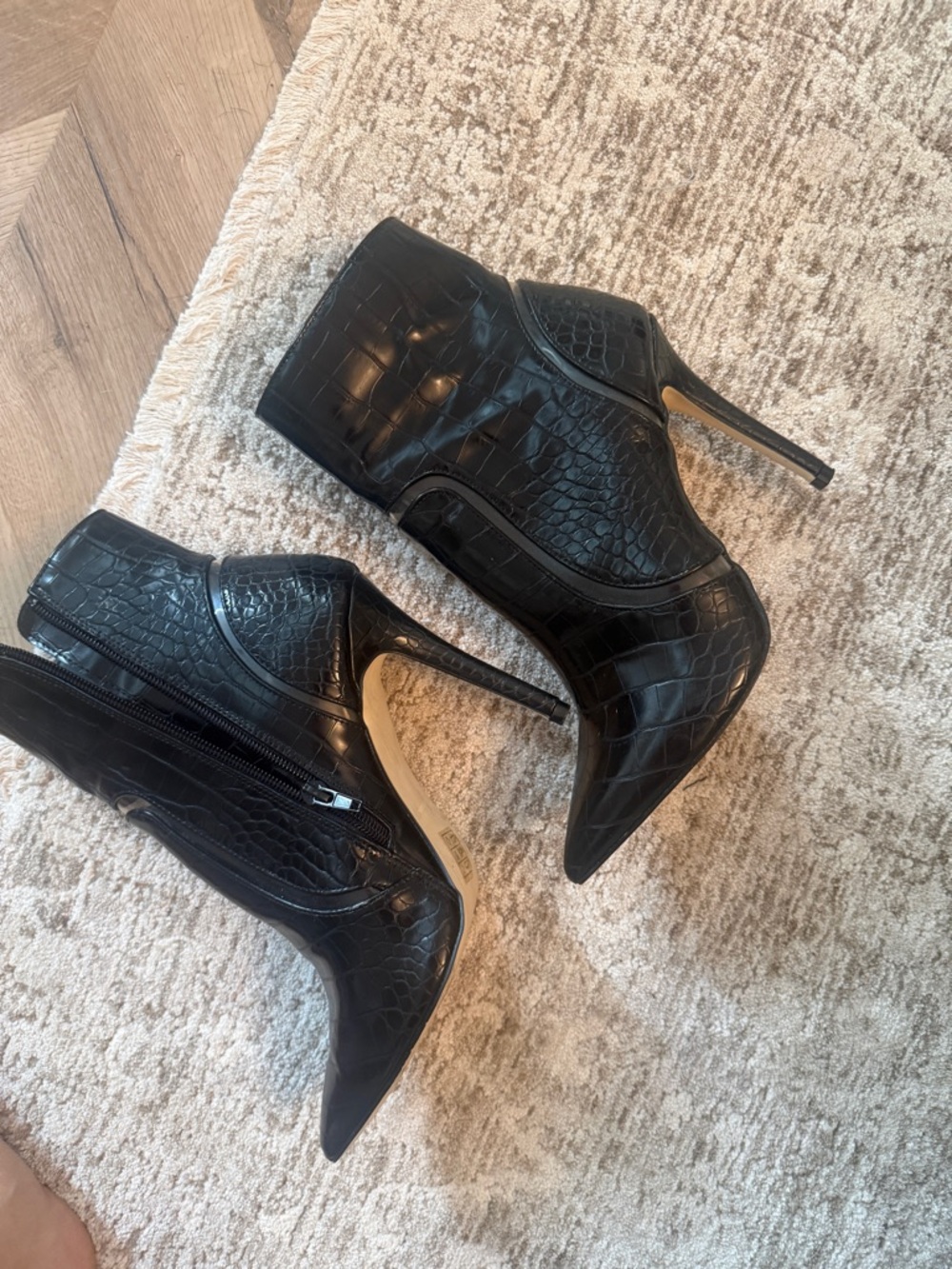 Black Croc-Embossed Pointed Toe Stiletto Ankle Boots - Picture 2 of 2